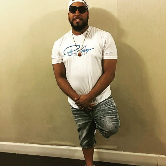 Meet your Posher, Luis - Picture 1 of 1